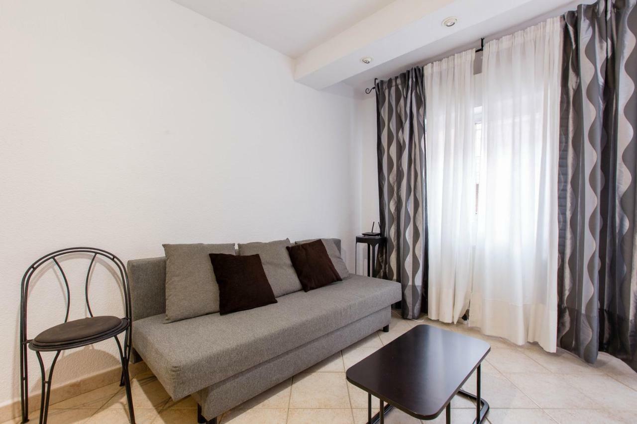3 Habitaciones Apartamento Temporada Lucero 3 Habitaciones 马德里 外观 照片