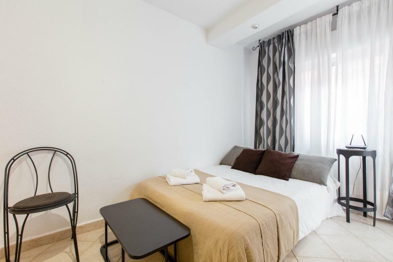 3 Habitaciones Apartamento Temporada Lucero 3 Habitaciones 马德里 外观 照片